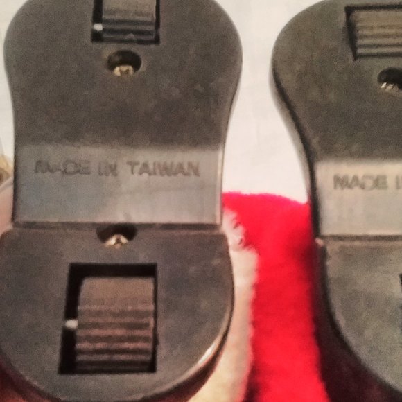 SANTA CLAUS on Wheels w/ Ringing Bell - Picture 4 of 5